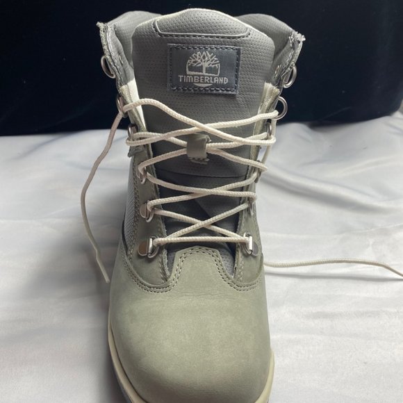 Timberland 6 Inch Field Boot Junior 'Light Grey', US size 6.5 - Picture 12 of 16